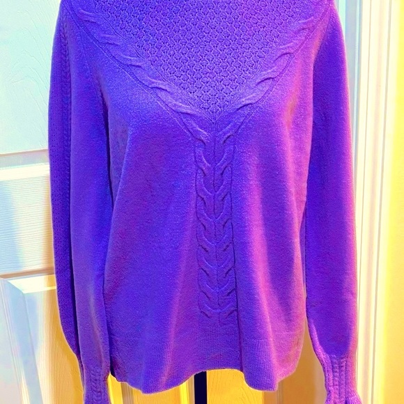 Talbots Lilac Cable Knit Soft Sweater Size M - Picture 2 of 10